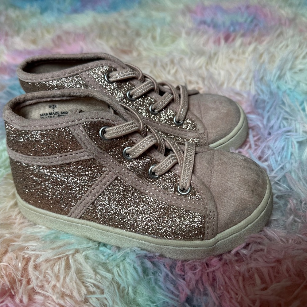 Little Girl Rose Gold Sneakers
